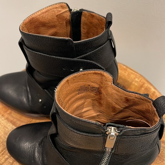 Matiko black Wedge Boots - Picture 5 of 7